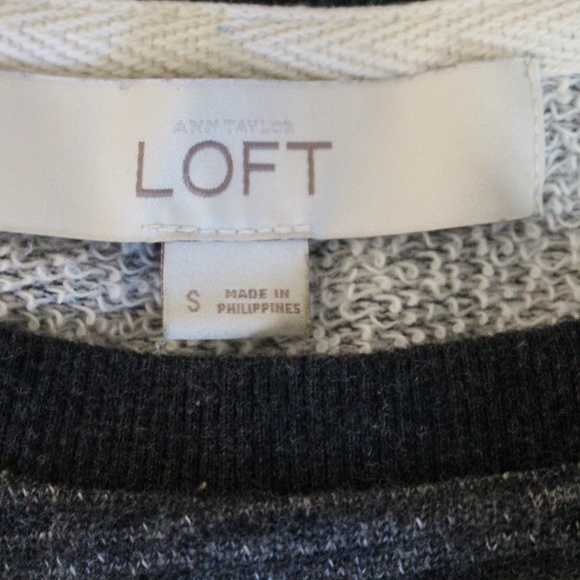 Ann Taylor LOFT, light weight sweater - Picture 5 of 6